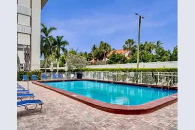 3199 S Ocean Dr #203, Hallandale Beach, FL 33009 - Photo 17
