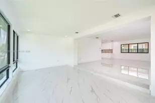 1621 S Treasure Dr, North Bay Village, FL 33141 - Photo 13