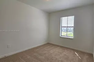 493 NE 15th St, Florida City, FL 33034 - Photo 9