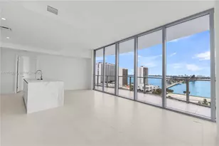 1400 Biscayne, Miami, FL 33132 - Photo 11