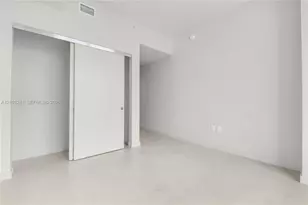 1400 Biscayne, Miami, FL 33132 - Photo 15