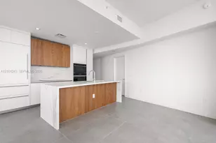 1400 Biscayne Blvd, Miami, FL 33132 - Photo 5
