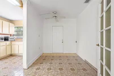 8810 SW 54th Ter, Miami, FL 33165 - Photo 25