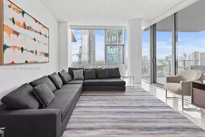 851 NE 1st Ave #2601, Miami, FL 33132 - Photo 3