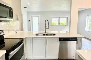 4916 Washington Dr, Coral Gables, FL 33133 - Photo 5