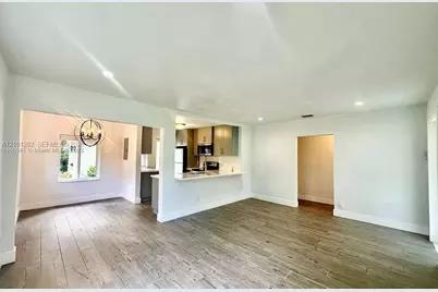 4916 Washington Dr, Coral Gables, FL 33133 - Photo 3