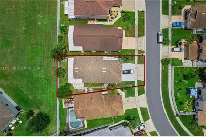 2625 Walden Ct, Other City - In The State Of Florida, FL 34743 - Photo 23
