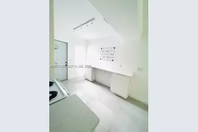 780 NE 122nd St #3, North Miami, FL 33161 - Photo 7