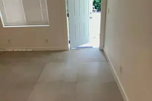 780 NE 122nd St, North Miami, FL 33161 - Photo 23