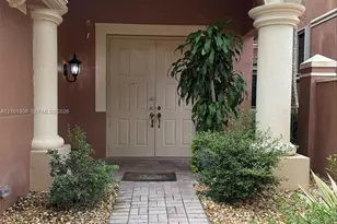 2835 Kinsington Cir, Weston, FL 33332 - Photo 3