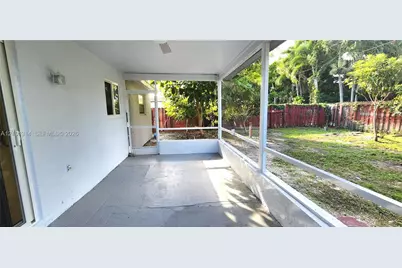 9671 NW 25th Ct, Sunrise, FL 33322 - Photo 21