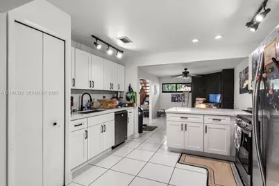 6185 Live Oak Ct #C, Tamarac, FL 33319 - Photo 11