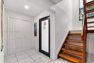 6185 Live Oak Ct, Tamarac, FL 33319 - Photo 3