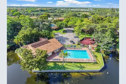 6185 Live Oak Ct #C, Tamarac, FL 33319 - Photo 27