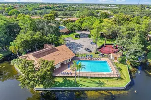 6185 Live Oak Ct, Tamarac, FL 33319 - Photo 27