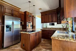 741 Tyler St, Hollywood, FL 33019 - Photo 11