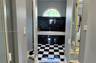 741 Tyler St, Hollywood, FL 33019 - Photo 35