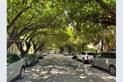 349 Meridian Ave #B202, Miami Beach, FL 33139 - Photo 5