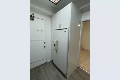 825 W 40th St #2, Miami Beach, FL 33140 - Photo 9