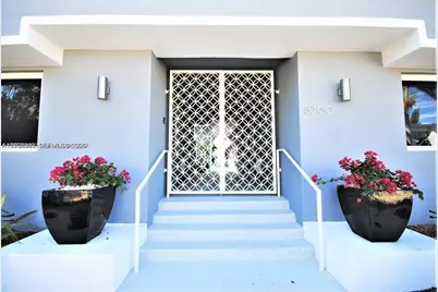 8260 Byron Ave #7, Miami Beach, FL 33141 - Photo 1