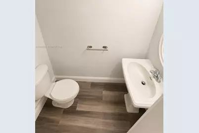 139 Sparrow Dr #5F, Royal Palm Beach, FL 33411 - Photo 9