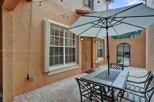 859 SW 147th Ter, Pembroke Pines, FL 33027 - Photo 43