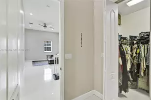 859 SW 147th Ter, Pembroke Pines, FL 33027 - Photo 29