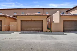859 SW 147th Ter, Pembroke Pines, FL 33027 - Photo 7