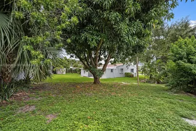 10 SW 11th St, Deerfield Beach, FL 33441 - Photo 33