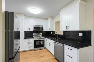 10 SW 11th St, Deerfield Beach, FL 33441 - Photo 7