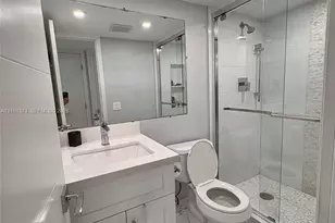 1040 SE 4th Ave, Deerfield Beach, FL 33441 - Photo 11