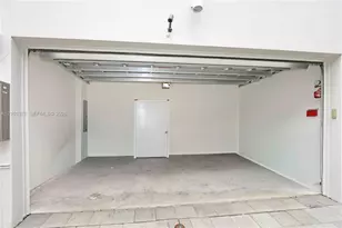 10541 NW 66th St, Doral, FL 33178 - Photo 31