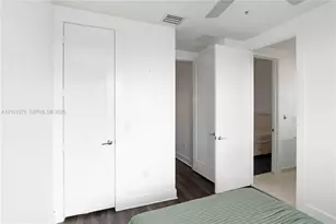 10541 NW 66th St, Doral, FL 33178 - Photo 25