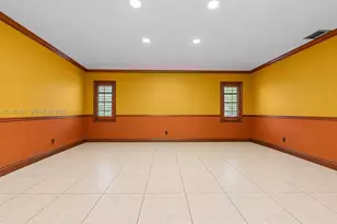 10010 NW 135th St, Hialeah Gardens, FL 33018 - Photo 49