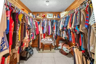 10010 NW 135th St, Hialeah Gardens, FL 33018 - Photo 35