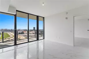 1170 E Hallandale Beach Blvd, Hallandale Beach, FL 33009 - Photo 11