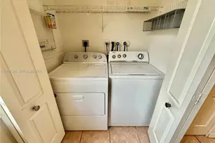 15800 SW 92nd Ave, Palmetto Bay, FL 33157 - Photo 5