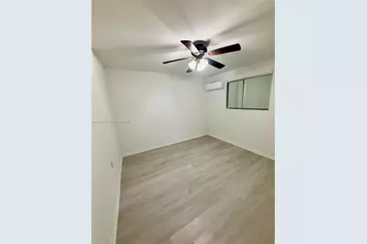 31 NW 133rd Pl #B, Miami, FL 33182 - Photo 7