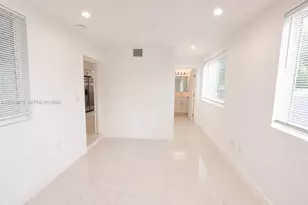 1800 NE 154th St, North Miami Beach, FL 33162 - Photo 17