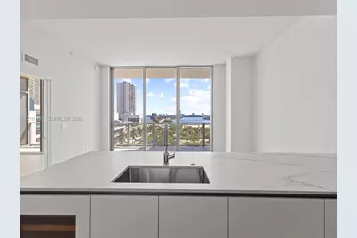 1400 Biscayne Blvd #608, Miami, FL 33132 - Photo 13