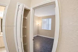 1660 SE 29th St, Homestead, FL 33035 - Photo 17