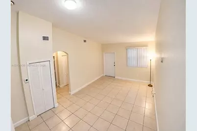 1660 SE 29th St #206, Homestead, FL 33035 - Photo 7