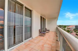 9595 Collins Ave, Surfside, FL 33154 - Photo 15