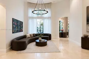 560 Coconut Palm Terrace, Plantation, FL 33324 - Photo 3