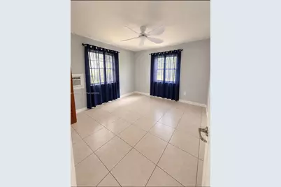 381 NW 43rd Ct #4, Oakland Park, FL 33309 - Photo 7