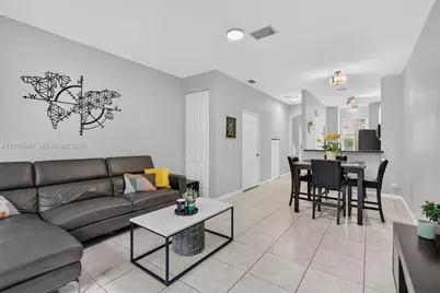 1823 SW 90th Ave #1002, Miramar, FL 33025 - Photo 3