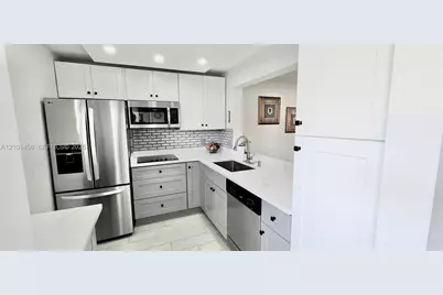 2615 NE 3rd Ct #1060, Boynton Beach, FL 33435 - Photo 1
