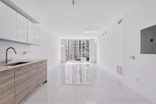 1300 Brickell Bay Dr, Miami, FL 33131 - Photo 9