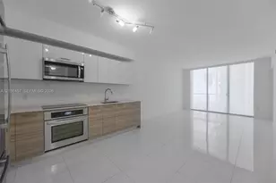 1300 Brickell Bay Dr, Miami, FL 33131 - Photo 5