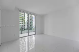 1300 Brickell Bay Dr, Miami, FL 33131 - Photo 11